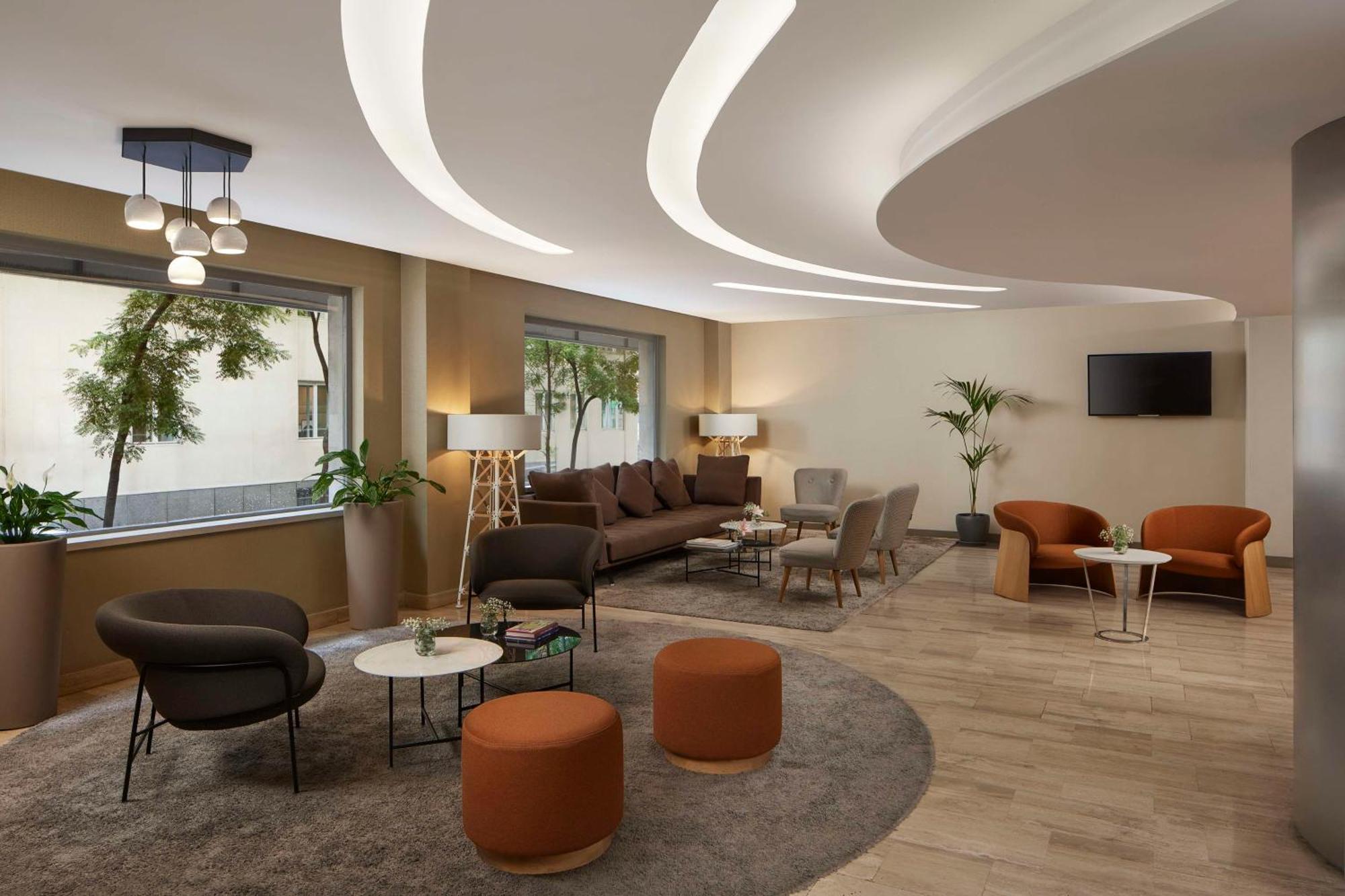 Отель Nh Madrid Zurbano Экстерьер фото